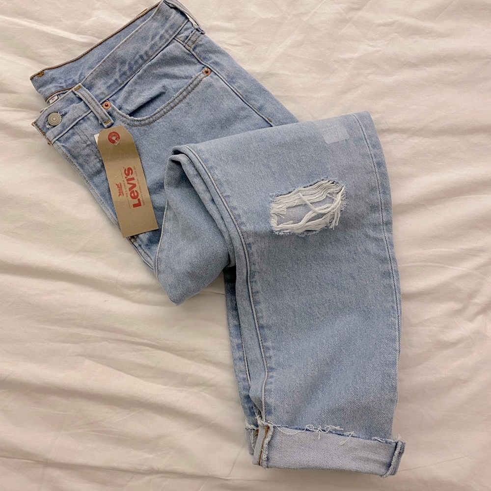 Levi’s Wedgie Fit Jeans - Size 31 - Light Wash